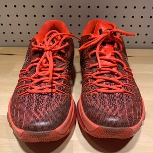 Nike KD 8 Bright Crimson size: 9.5